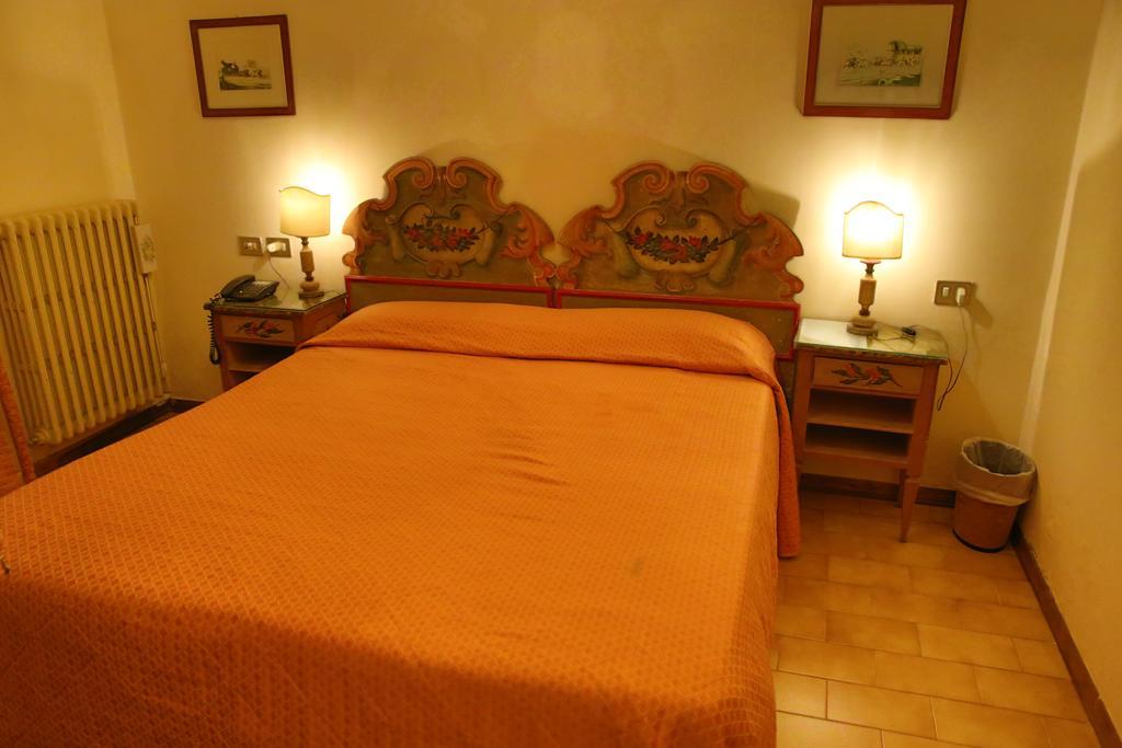 Hotel Villa Le Rondini フィレンツェ エクステリア 写真