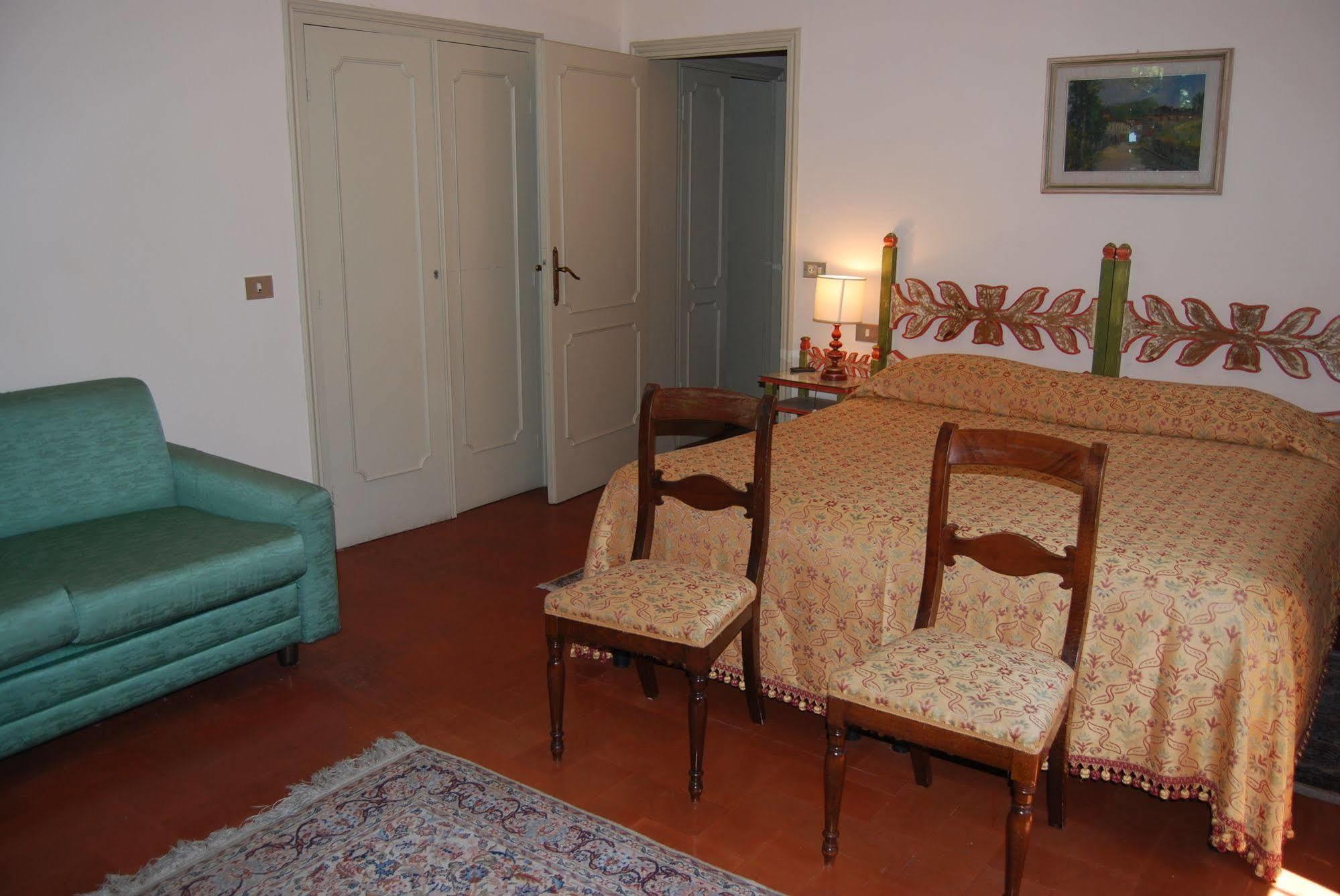 Hotel Villa Le Rondini フィレンツェ エクステリア 写真